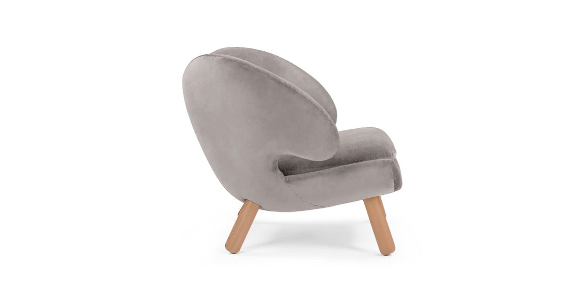 Finn Juhl Pelican Chair - Natural Ash Legs