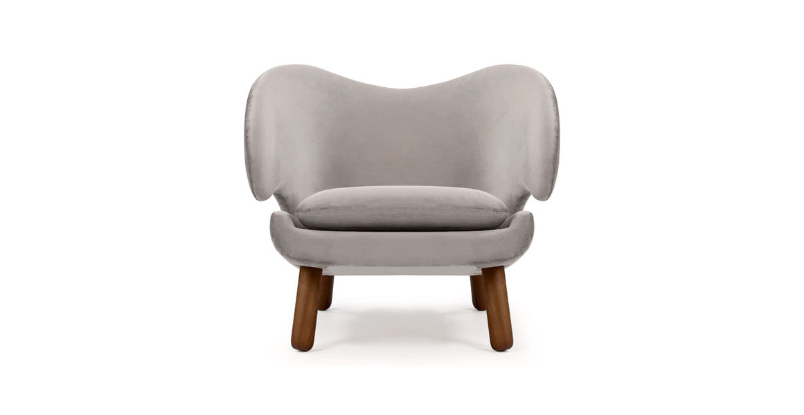 Pelican Chair - Walnut Legs